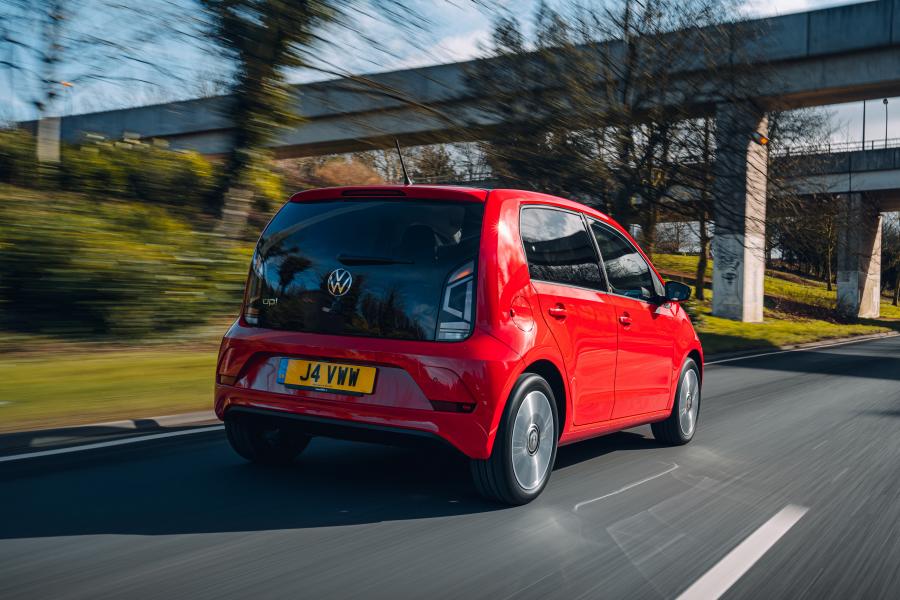  Volkswagen up! Black Edition 2020 года  (UK) (фото 18 из 40)